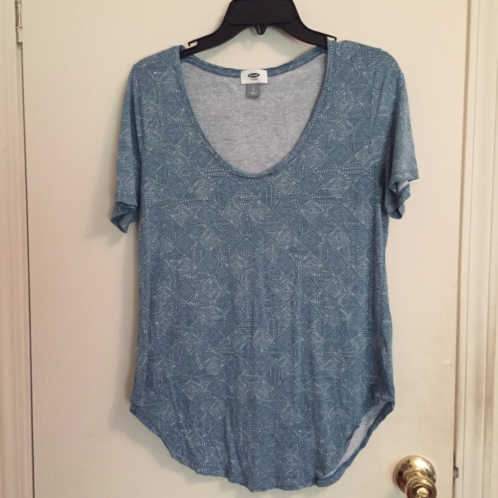 Old navy shirt